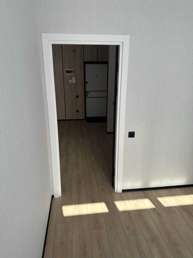 Однокімнатна з ремонтом  в ЖК Пелюстковий | Приват житло