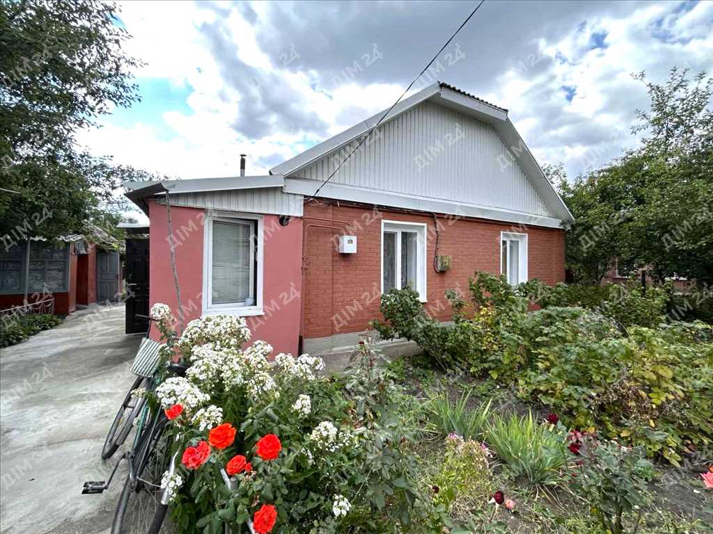 Будинок 65 кв.м у центрі Карлівки — зручне місце для життя! | Приват житло