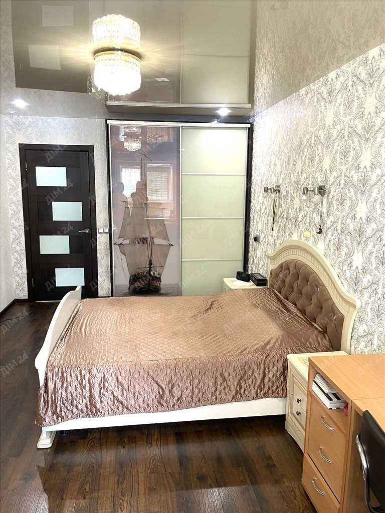 Простора 2 кімнатна квартира з євроремонтом.Район Половки. | Приват житло