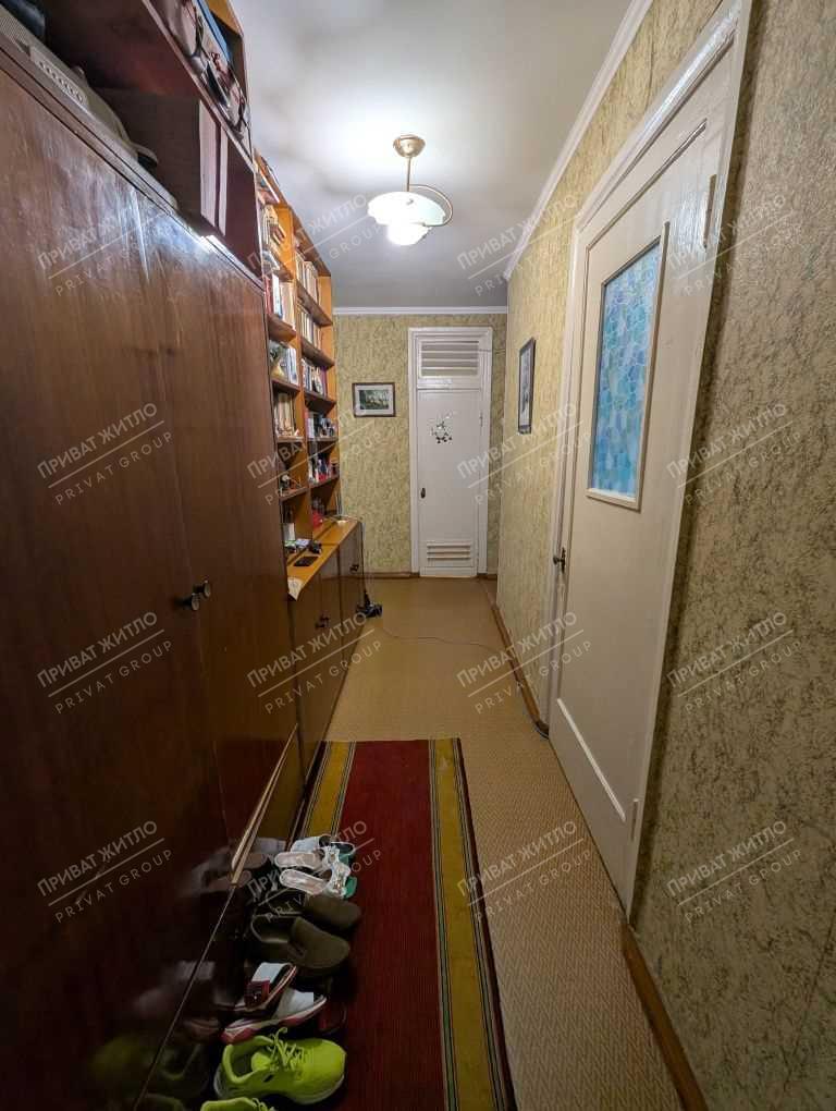 Дві кімнати в центрі Полтави навпроти ЦУМу цегляний будинок | Приват житло