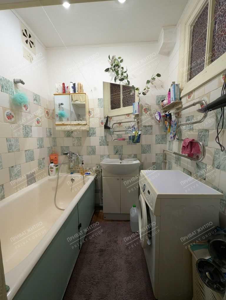 Дві кімнати в центрі Полтави навпроти ЦУМу цегляний будинок | Приват житло