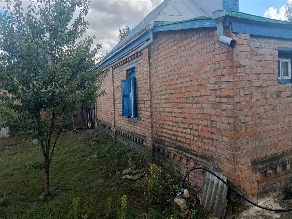 Бюджетна пропозиція для двох родин в Новосанжарському районі | Приват житло