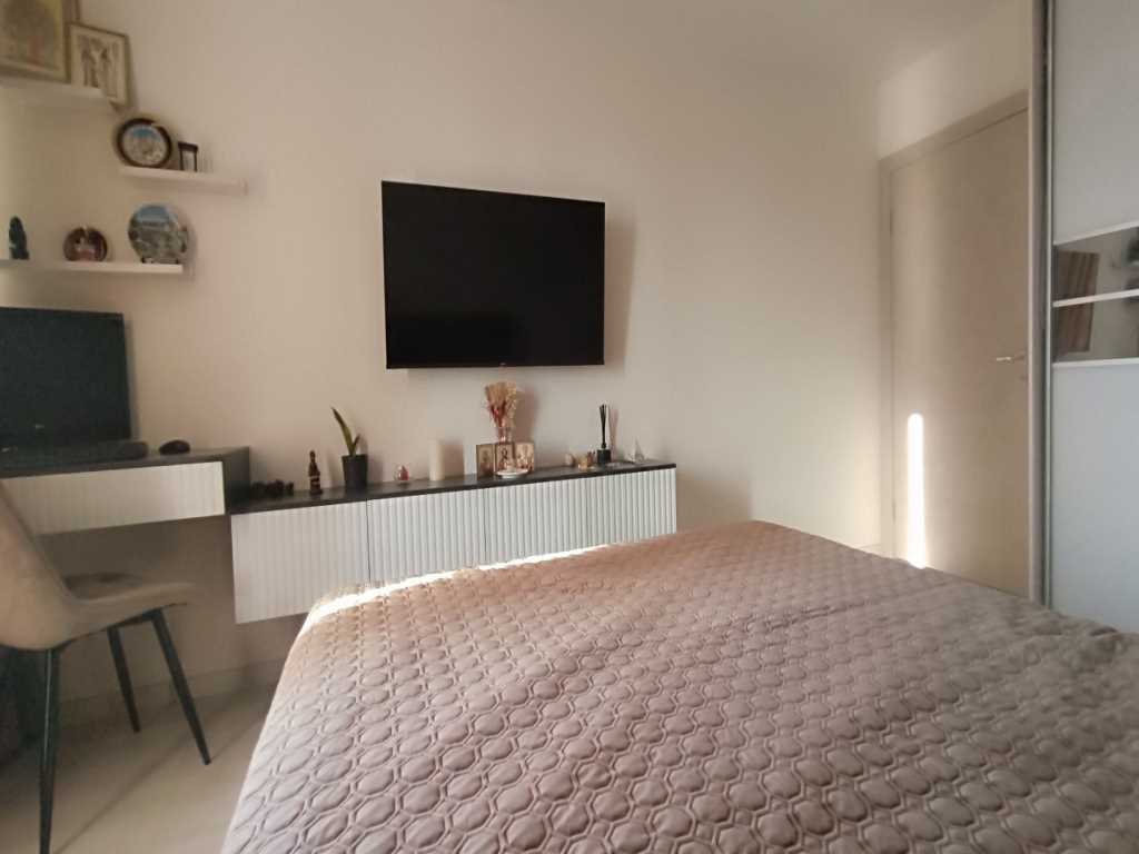 Велика однокімеатна квартира з ремонтом в новому ЖК | Приват житло