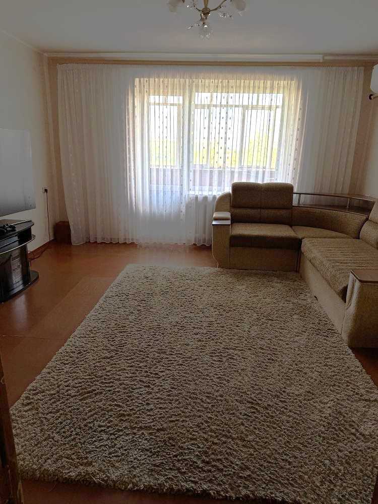 Трикімнатна квартира на Подолі | Приват житло