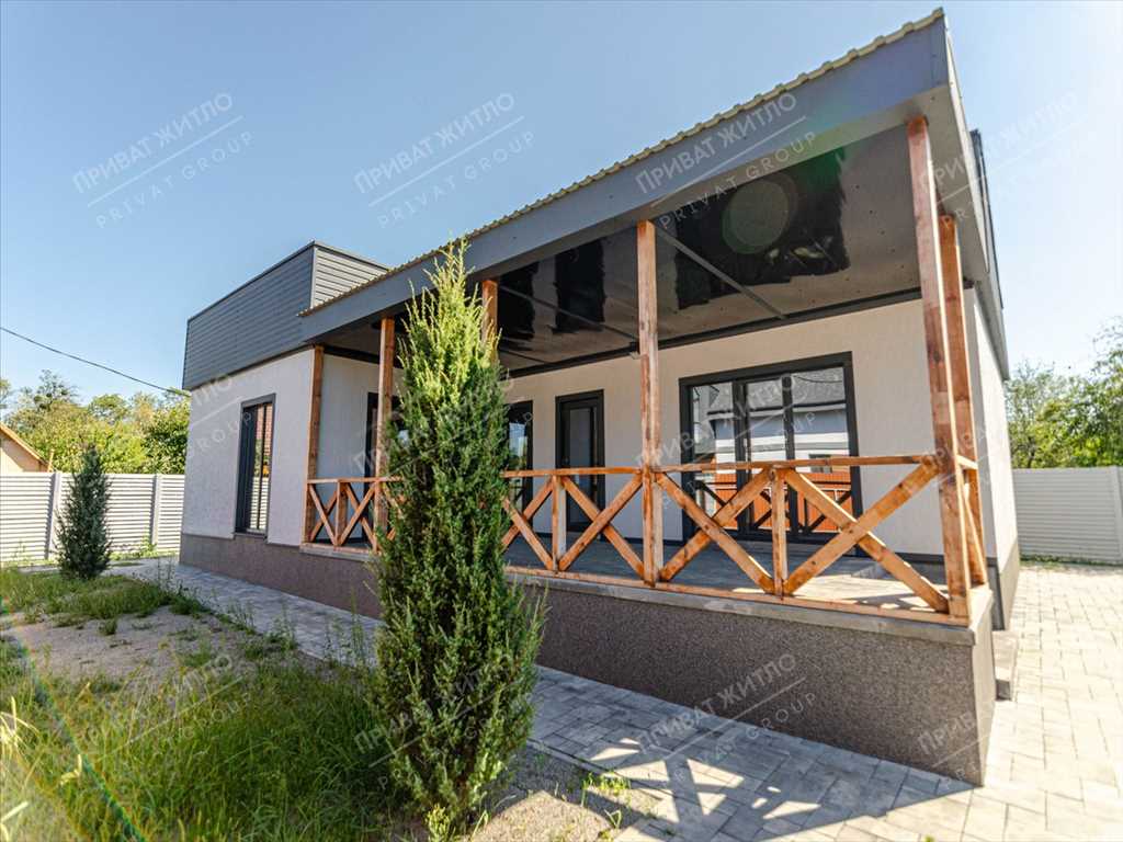 Продається будинок, у якому відчувається затишок і гармонія з першого кроку.
 | Приват житло