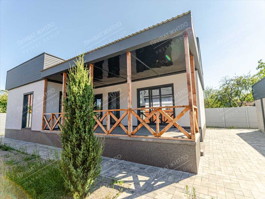 Продається будинок, у якому відчувається затишок і гармонія з першого кроку.
 | Приват житло