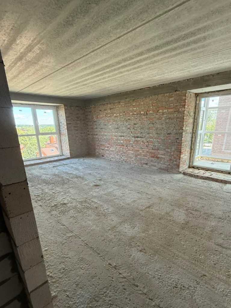 Продаж 2-кімнатної квартири в ЖК 