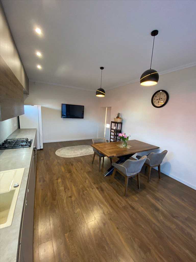 Сучасний будинок на Браїлках
 | Приват житло