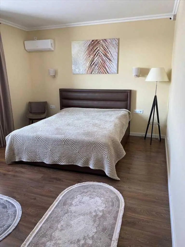 Сучасний будинок на Браїлках
 | Приват житло