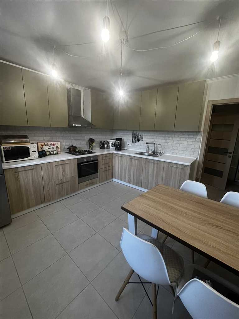 Однокімнатна в центрі по вигідній ціні | Приват житло