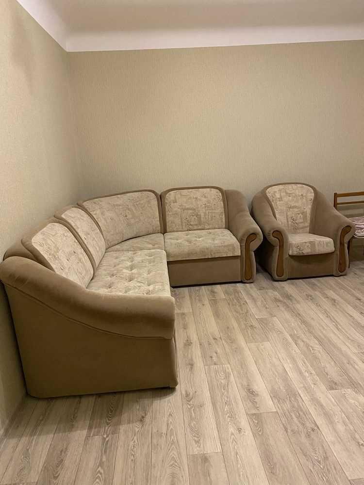 Простора 3-кімнатна квартира на 2-му поверсі в центральній частині Полтави! | Приват житло