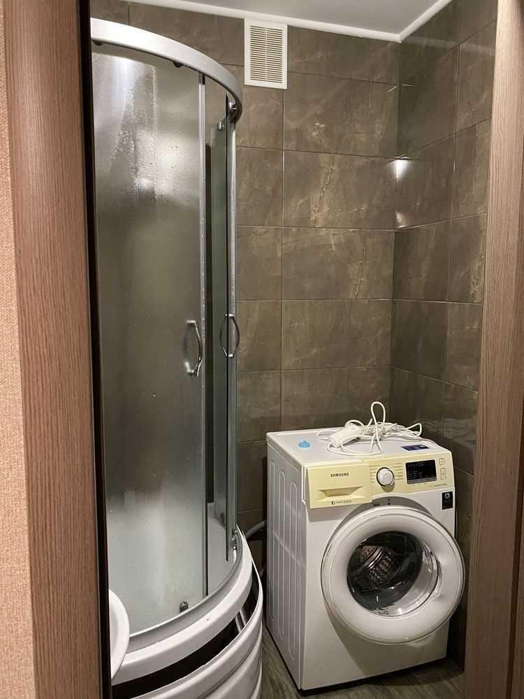 Простора 3-кімнатна квартира на 2-му поверсі в центральній частині Полтави! | Приват житло