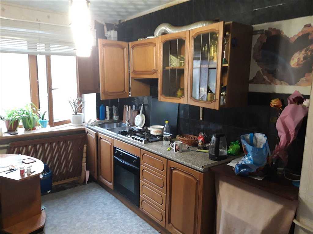 Дуже простора квартира на Подолі | Приват житло