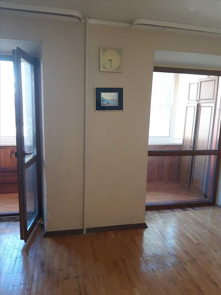 Дуже простора квартира на Подолі | Приват житло