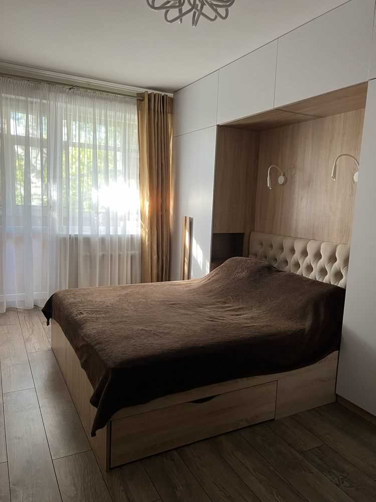 Продаж 2 кімнатної квартири на Половках | Приват житло