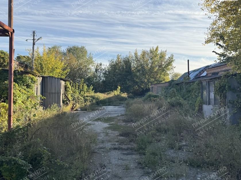 Земля 15 соток з комунікаціями. Промбаза. Вигідно! | Приват житло
