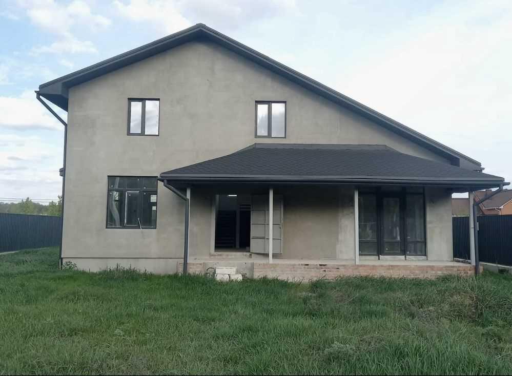 Новий будинок у Верхолах поруч із сосновим лісом | Приват житло