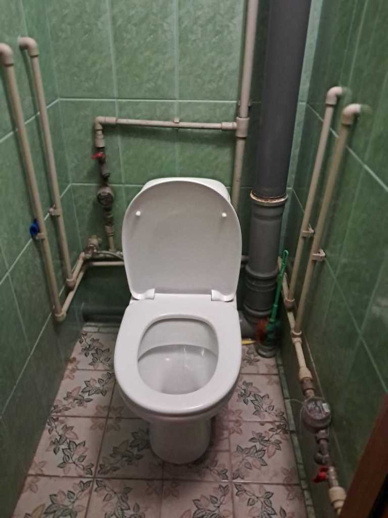 2-кімнатна на Алмазному, 3 поверх, лоджія, хороший стан | Приват житло