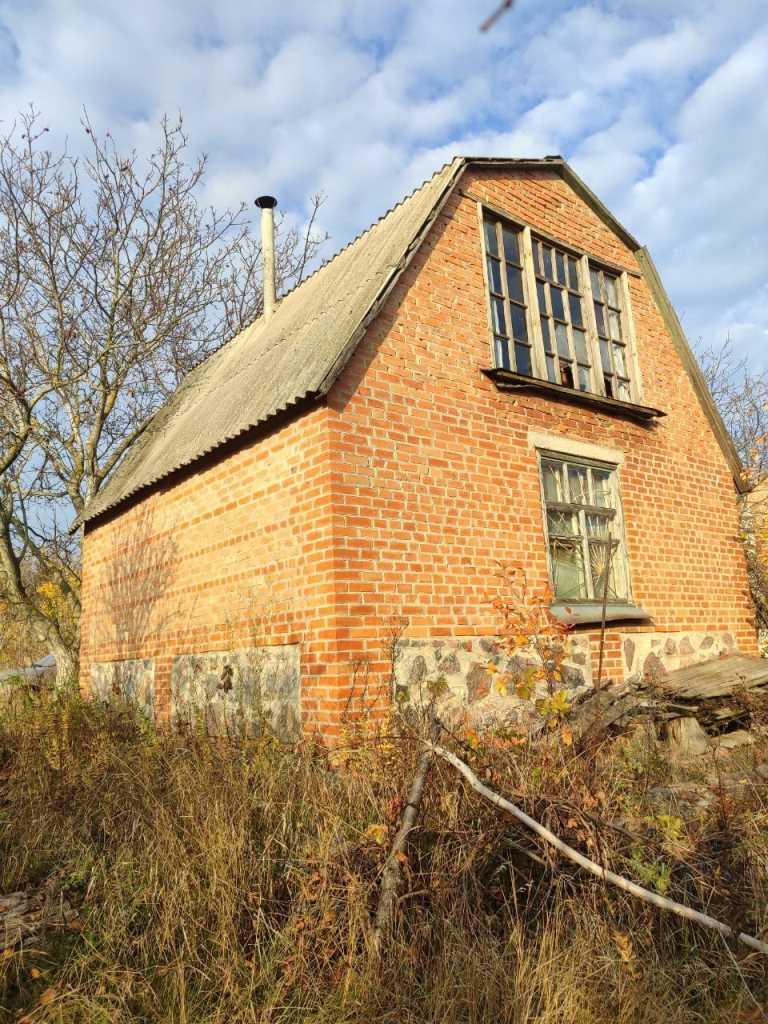 Земельна ділянка з будинком під ремонт в Жуках! | Приват житло