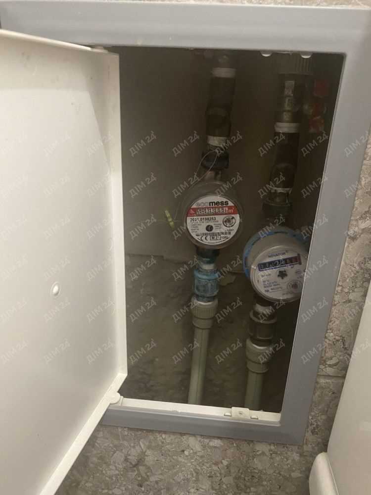 2 кімнатна квартира по кільцю.
 | Приват житло