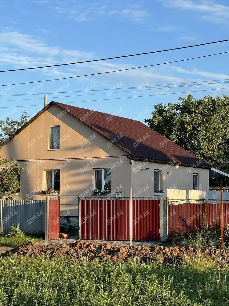 Доглянутий будинок в с.Мачухи. | Приват житло