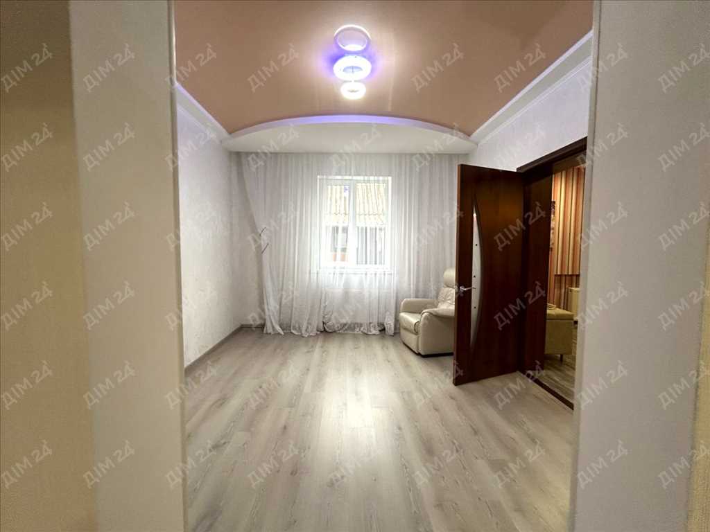 Будинок у селі Великі Будища, поруч із Диканькою | Приват житло