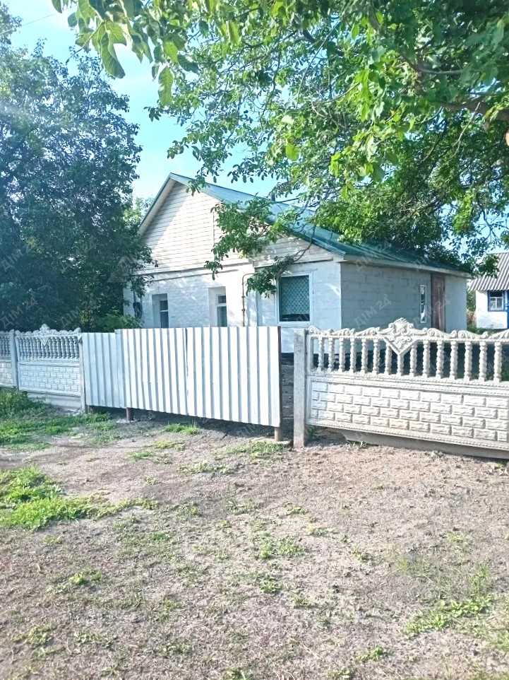 Будинок у селі Великі Будища, поруч із Диканькою | Приват житло