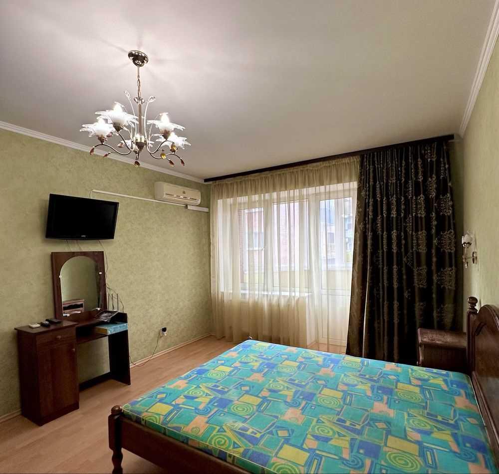 Трикімнатна квартира з індивідуальним опаленням — Поділ! | Приват житло