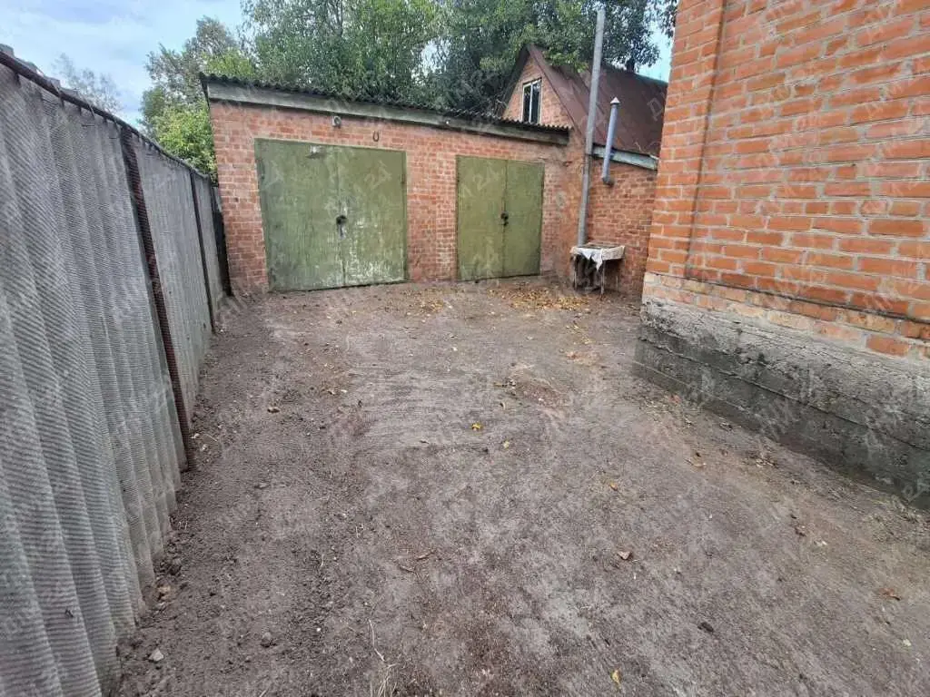 Хороший варіант для родини - будинок на Крутому березі. | Приват житло