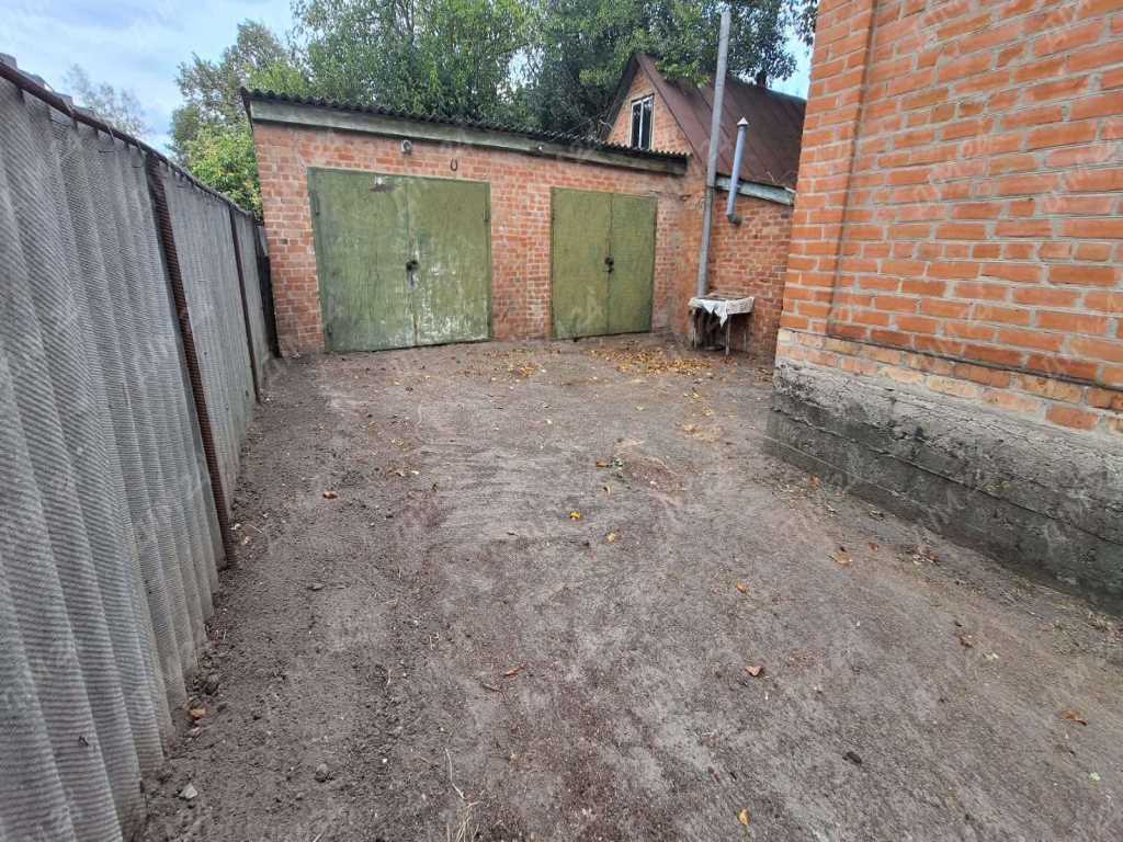 Хороший варіант для родини - будинок на Крутому березі. | Приват житло