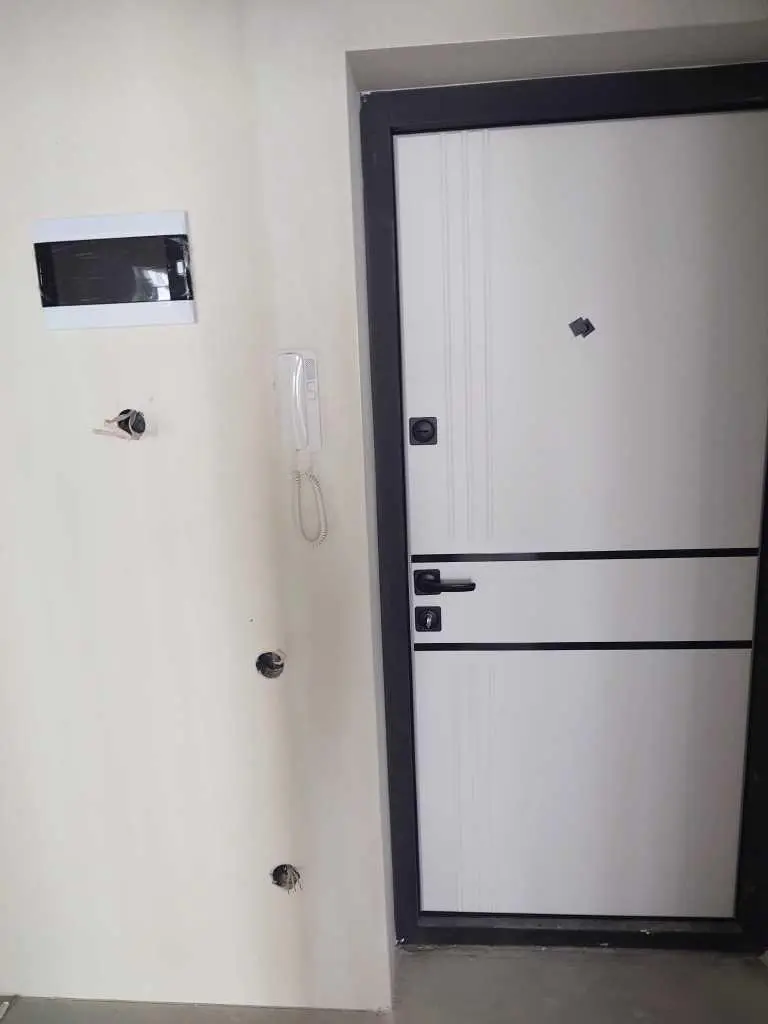 Простора 1-кімнатна квартира в ЖК «Пелюстковий» | Приват житло