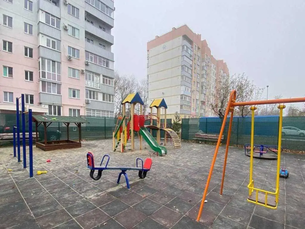 Простора однокімнатна квартира в сучасному ЖК 