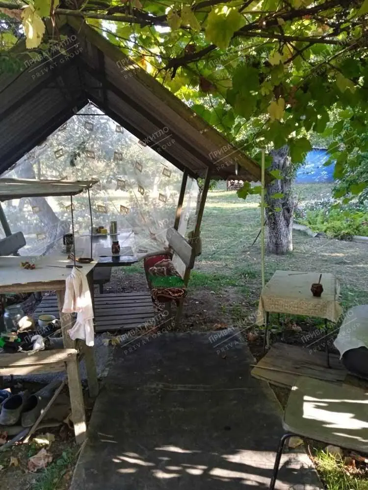 Продається ділянка під забудову с. Жуки | Приват житло