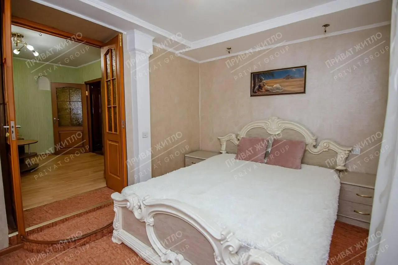 Квартира в цегляному будинку 44м2 з окремим входом !  | Приват житло