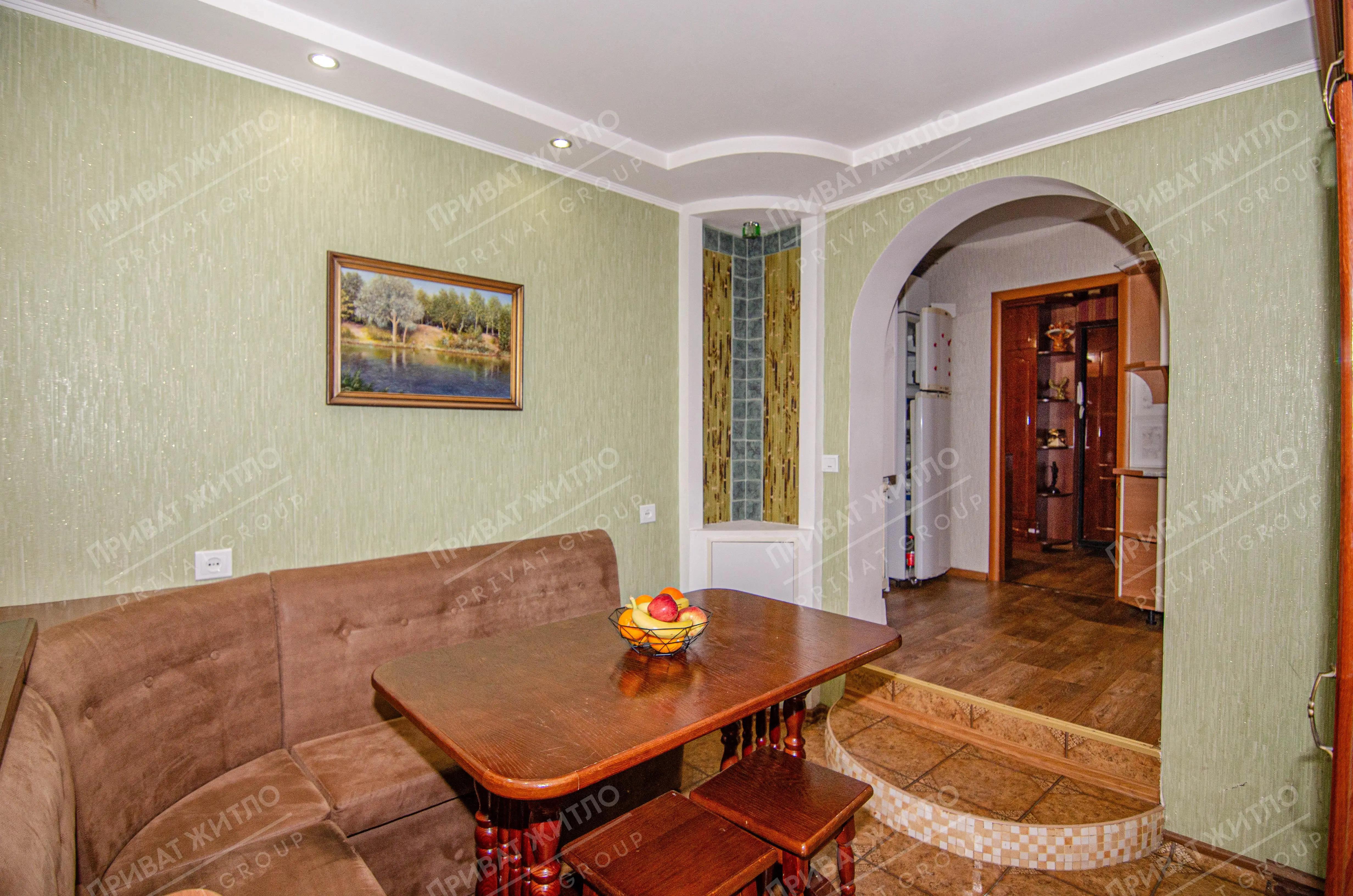 Квартира в цегляному будинку 44м2 з окремим входом !  | Приват житло