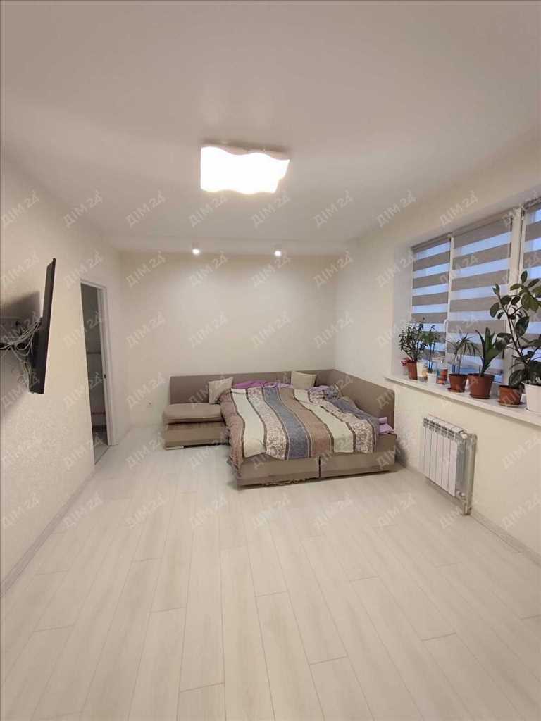 Простора квартира в новобудові! | Приват житло