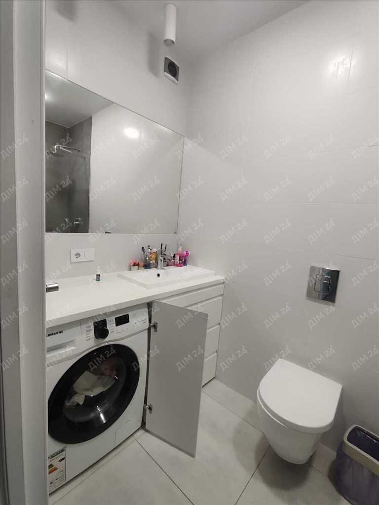 Простора квартира в новобудові! | Приват житло