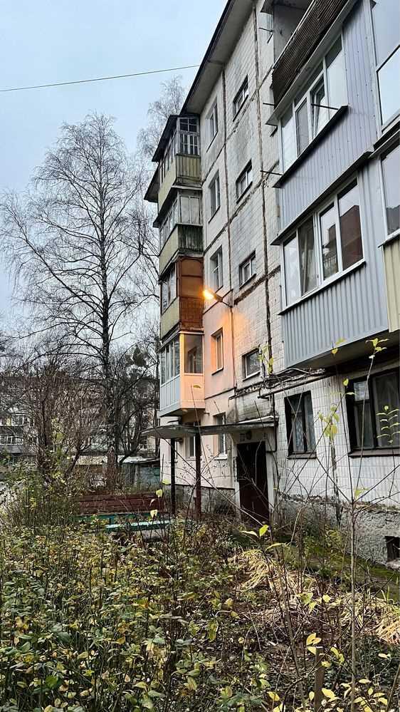 4 кімнатна квартира на середньому поверсі на Алмазному | Приват житло