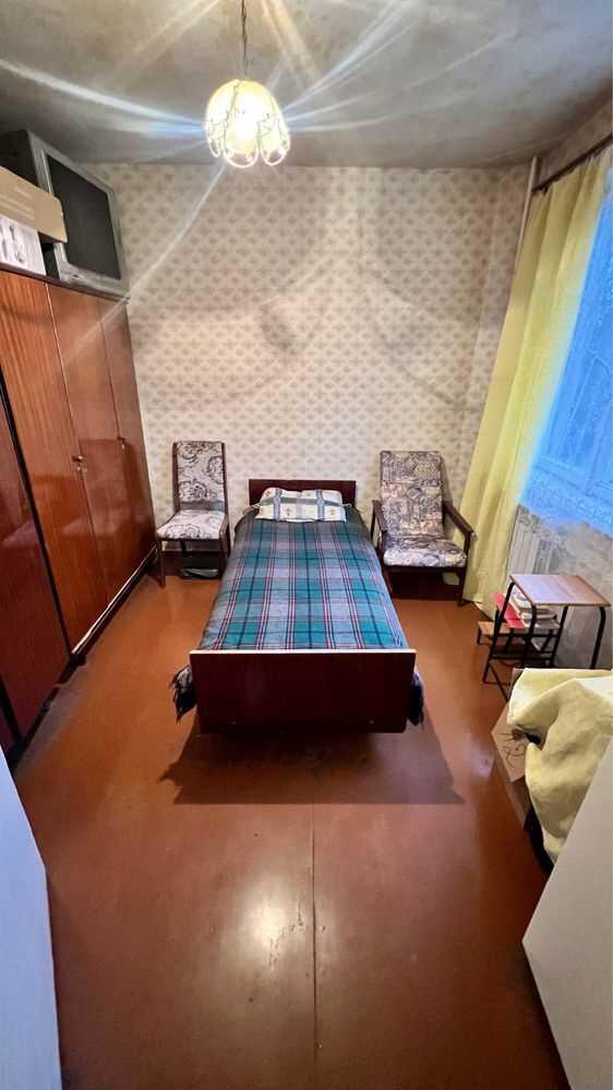 4 кімнатна квартира на середньому поверсі на Алмазному | Приват житло