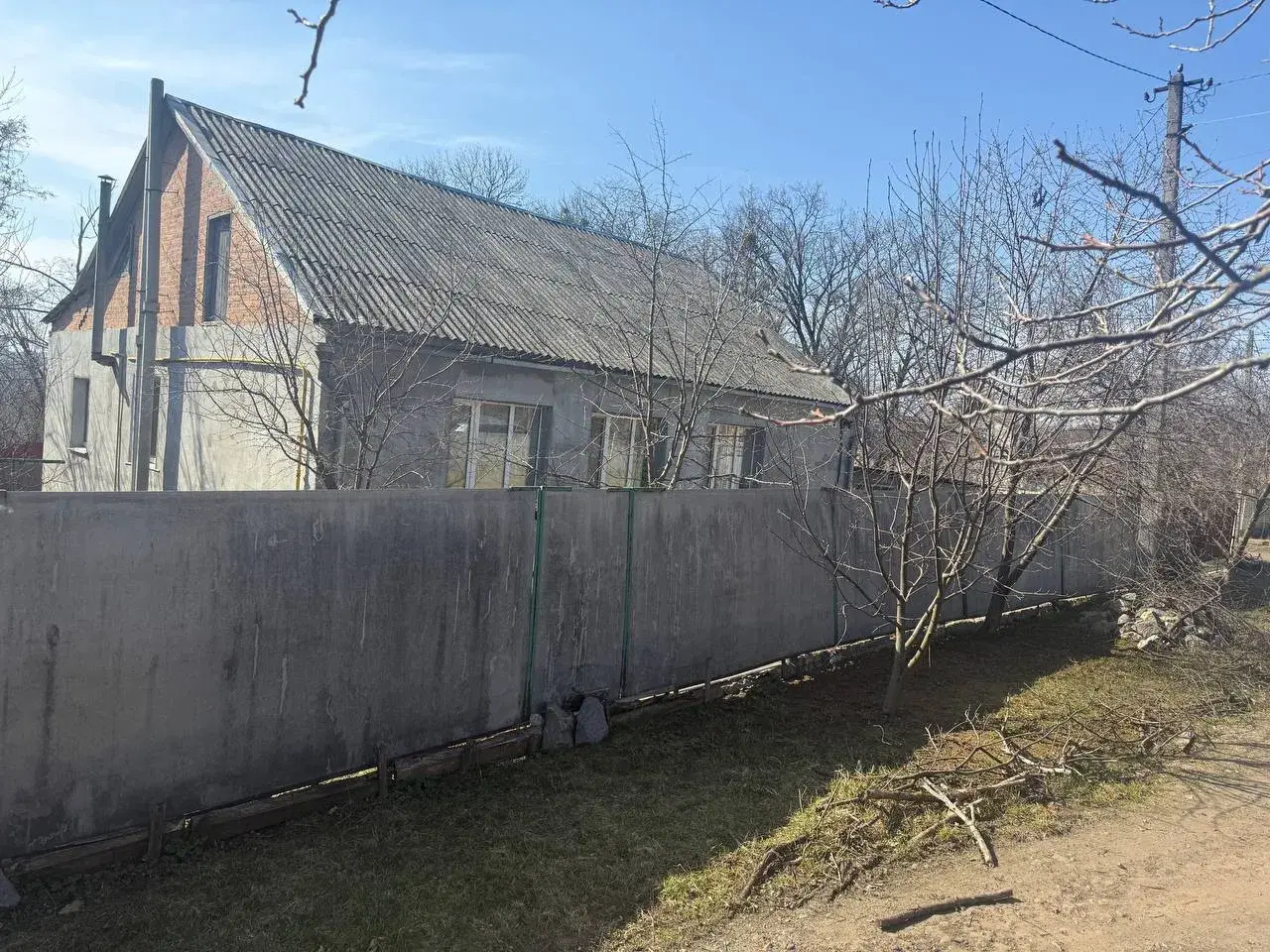 Окремий будинок з ремонтом на Монастирскій Горі | Приват житло