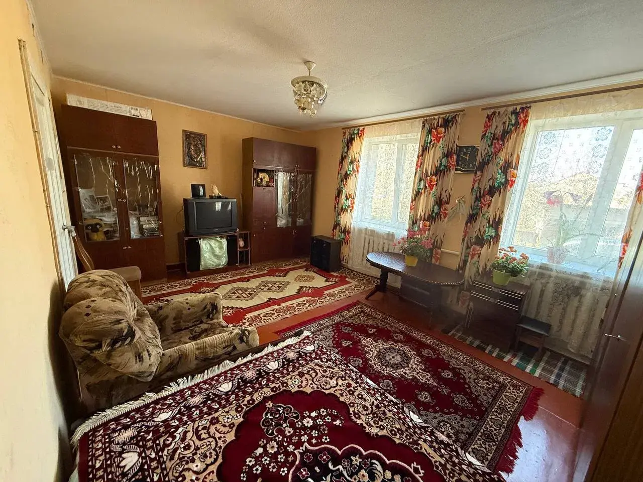 Окремий будинок з ремонтом на Монастирскій Горі | Приват житло