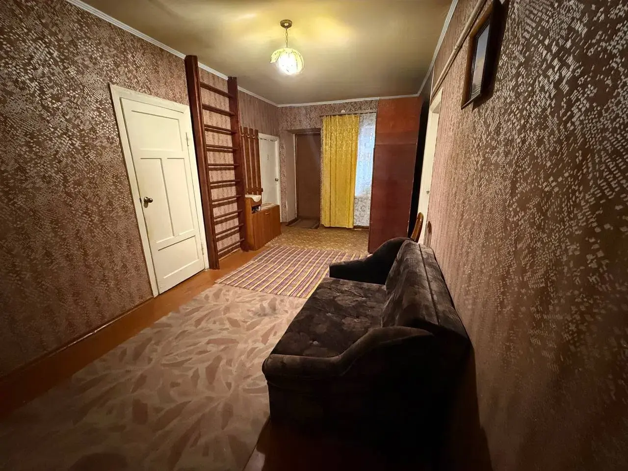 Окремий будинок з ремонтом на Монастирскій Горі | Приват житло