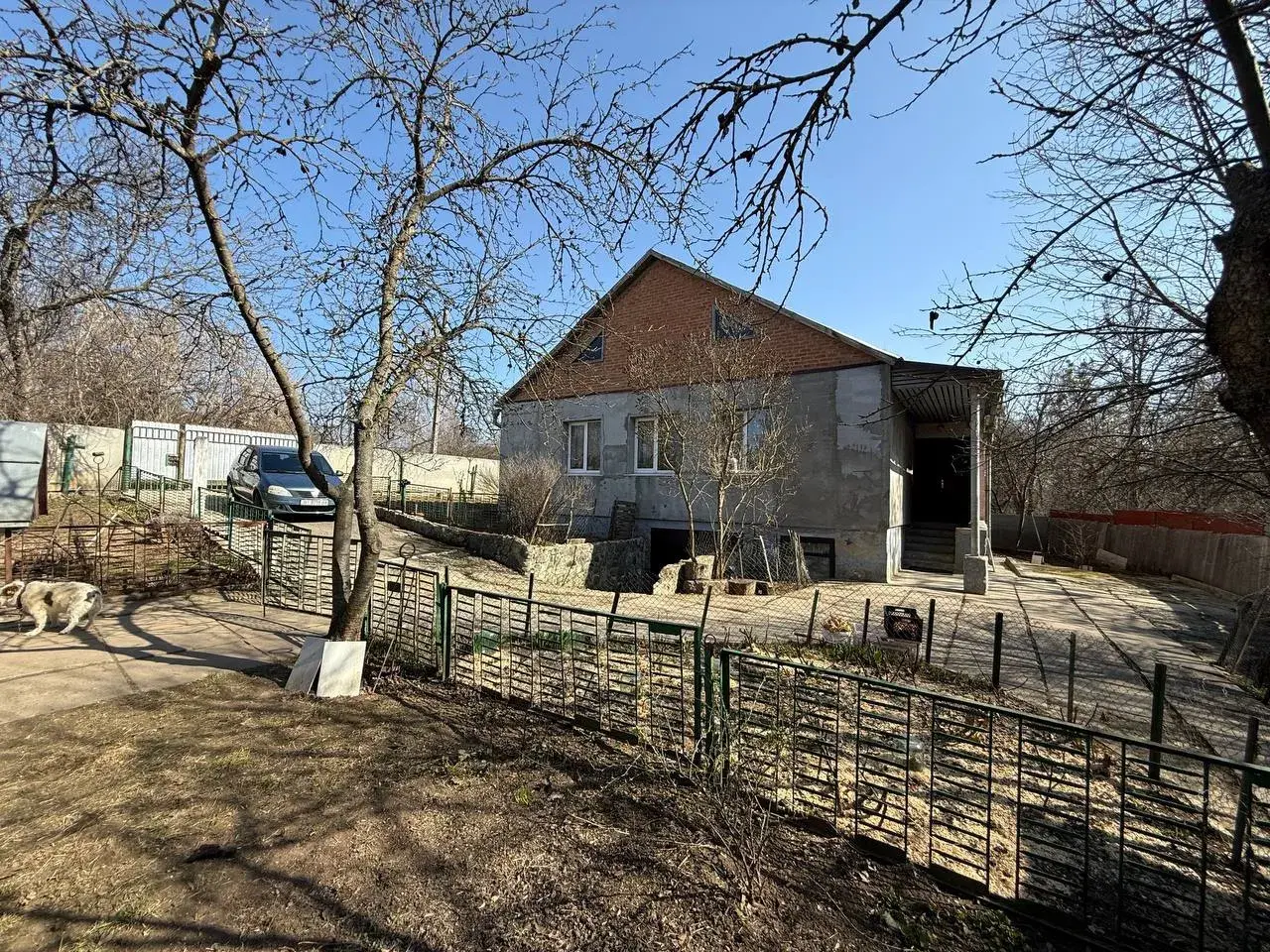 Окремий будинок з ремонтом на Монастирскій Горі | Приват житло