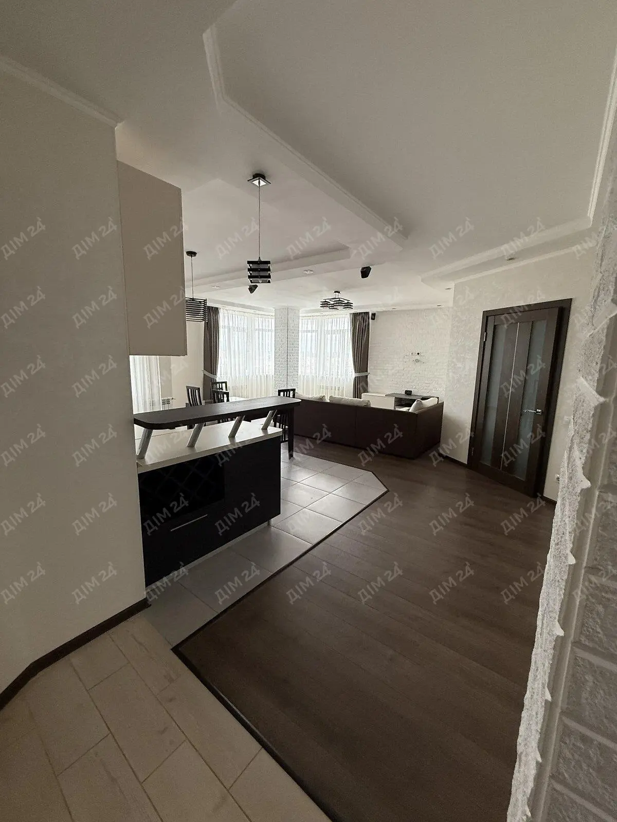 Левада. Квартира з дизайнерським проєктом. | Приват житло