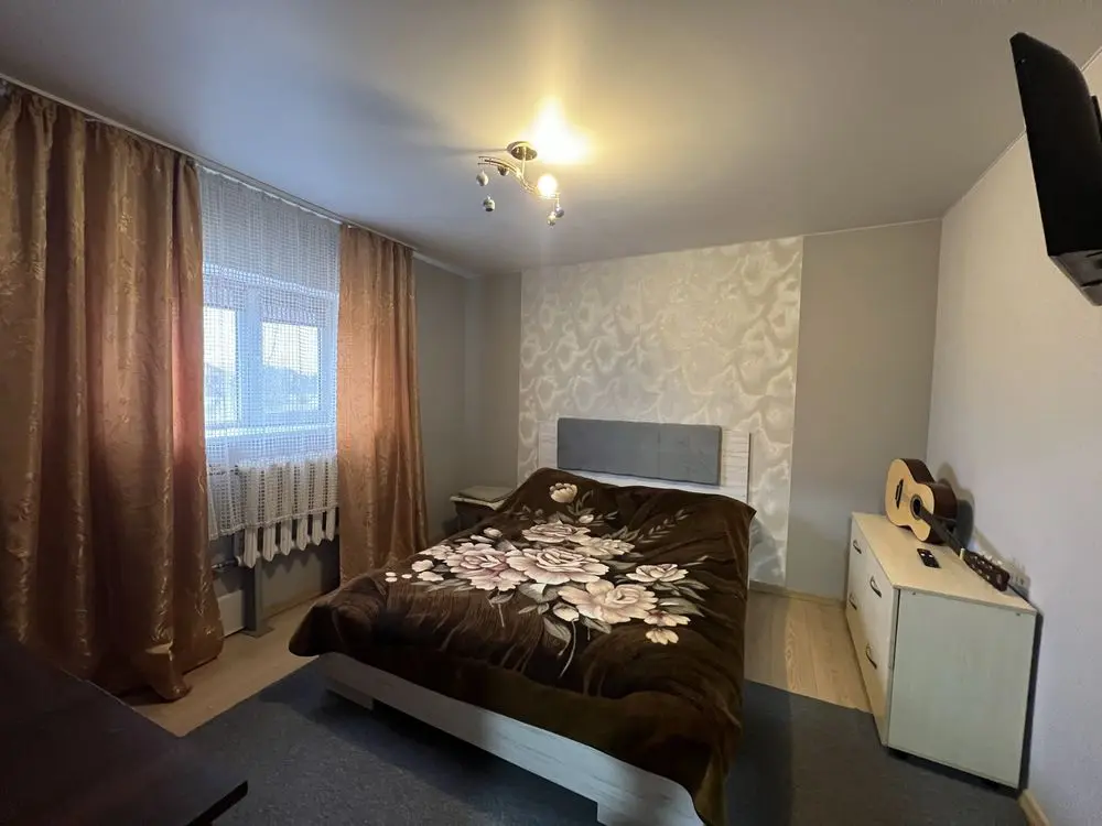 Гарний будинок у Супрунівці | Приват житло