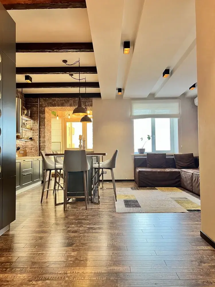 Двокімнатна квартира-студія в самому центрі Полтави! | Приват житло