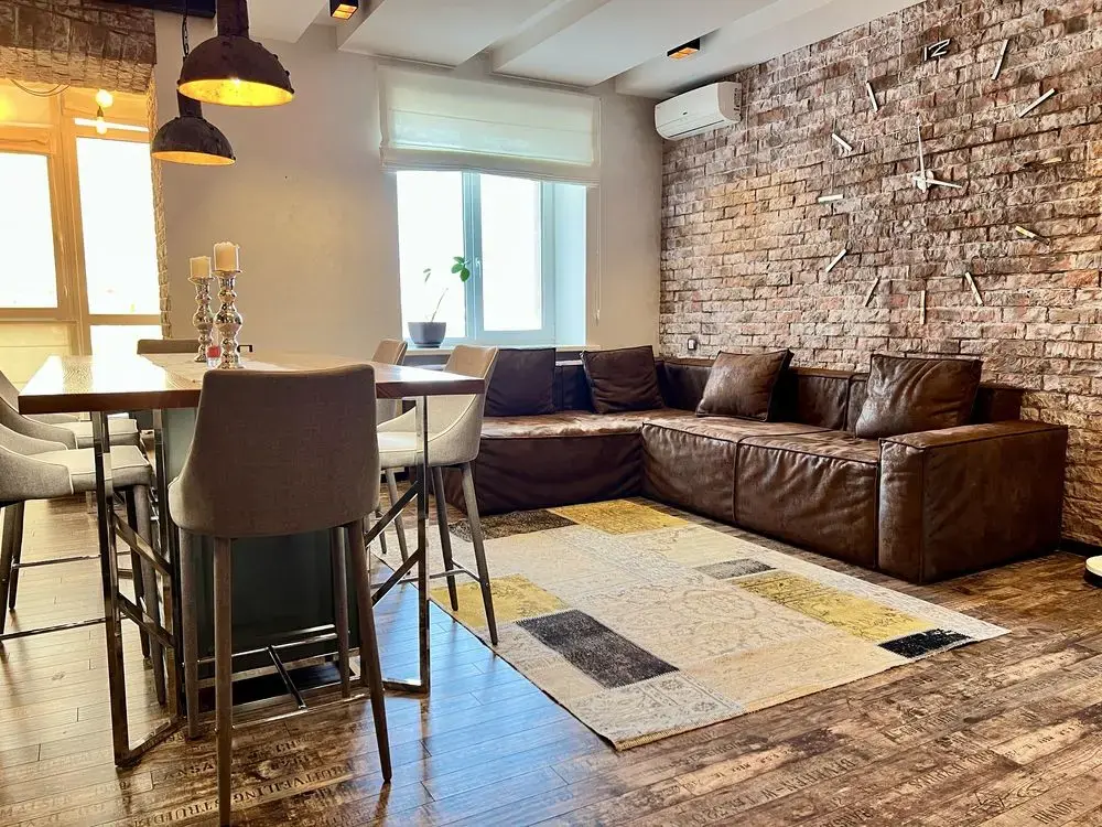 Двокімнатна квартира-студія в самому центрі Полтави! | Приват житло