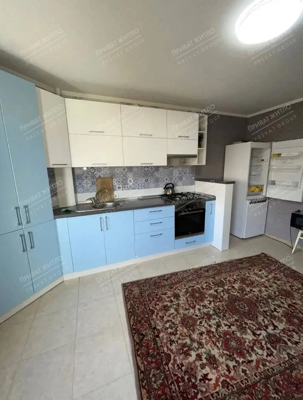 Однокімнатна квартира в спальному районі міста! | Приват житло