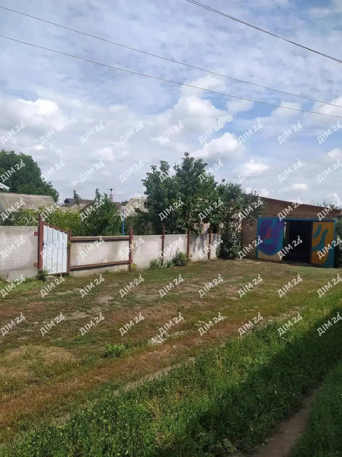 Затишна частина будинку в селі Степне Полтавського району | Приват житло