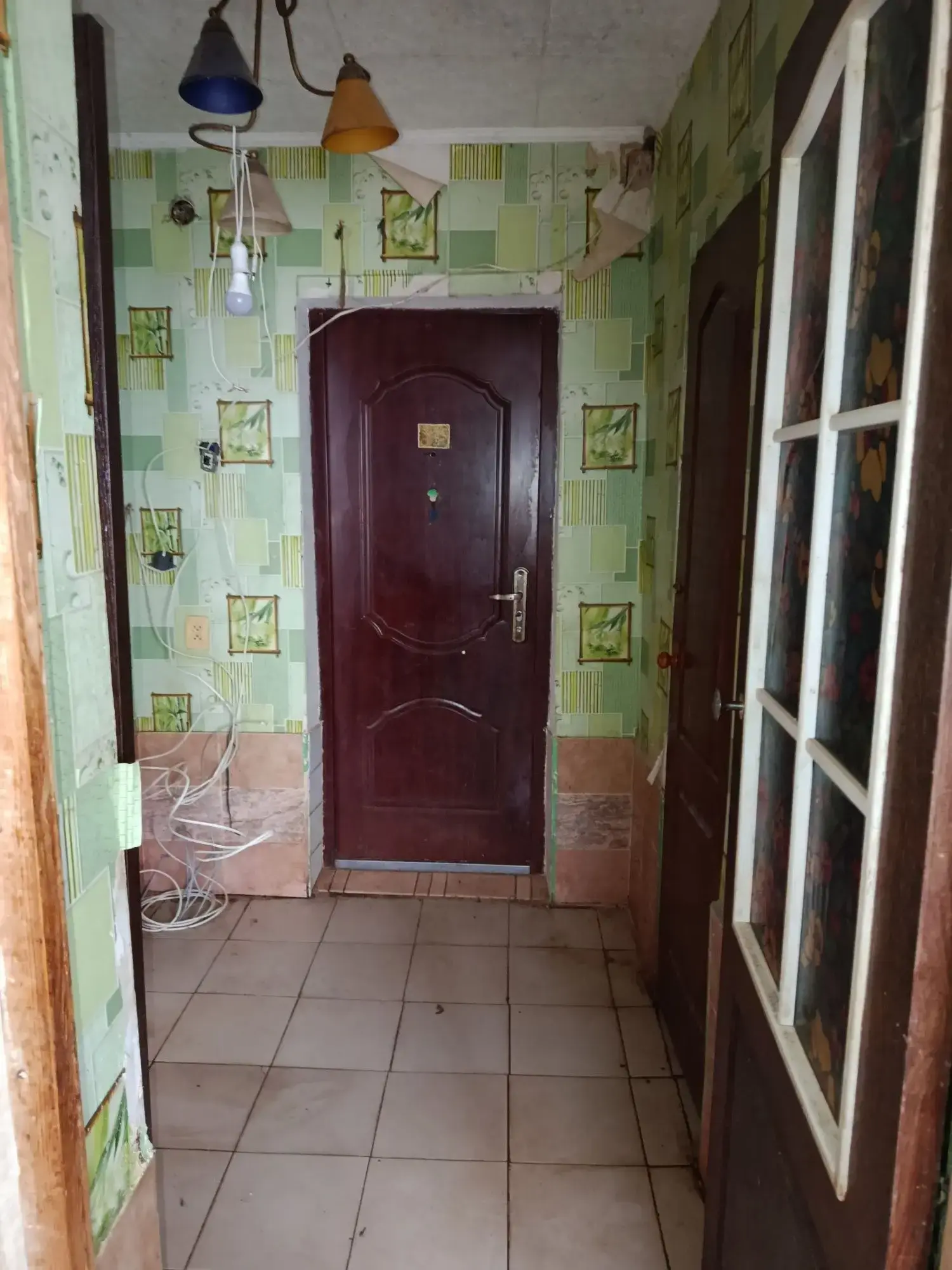 Найдешевша однокімнатна на першому поверсі | Приват житло